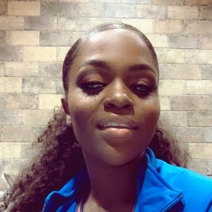 Meet your Posher, Krystal